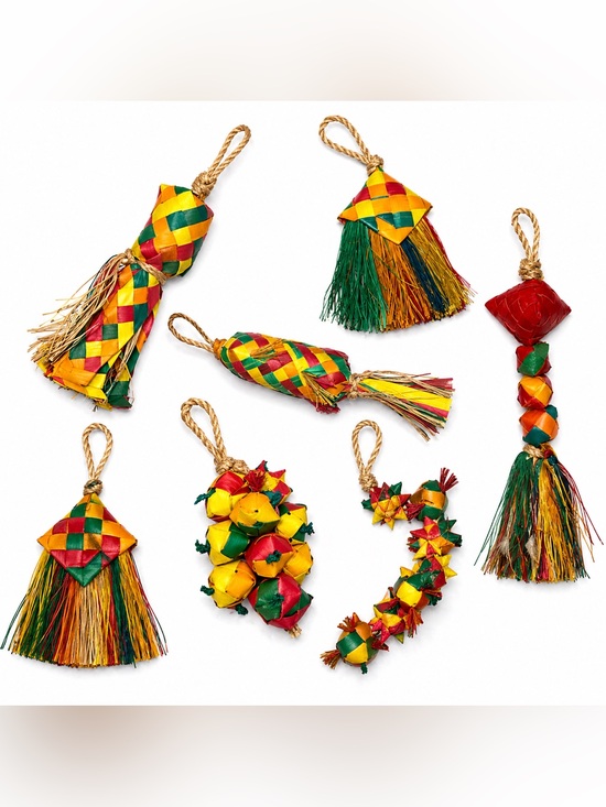 Other - NEW Bird Toy Bundle Natural Woven Chew Toys Parrot Conure Cockatiel Set Colorful